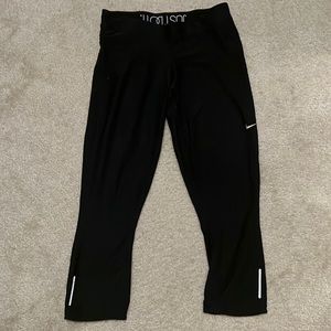 Nike capri leggings